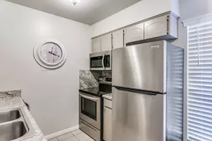 4022 Ridglea Country Club Dr, Fort Worth, TX 76126 - Photo 13