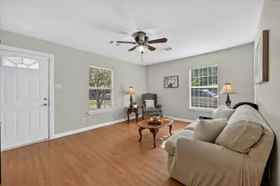 1308 Sherman Street, McKinney, TX 75069 - Photo 5