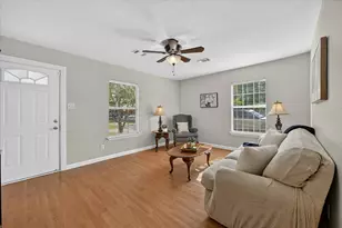 1308 Sherman St, McKinney, TX 75069 - Photo 5