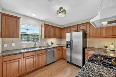 1308 Sherman Street, McKinney, TX 75069 - Photo 7