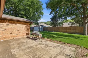 6837 Starnes Rd, North Richland Hills, TX 76182 - Photo 23