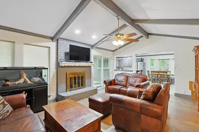 6837 Starnes Road, North Richland Hills, TX 76182 - Photo 5