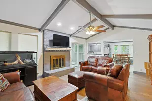 6837 Starnes Rd, North Richland Hills, TX 76182 - Photo 5