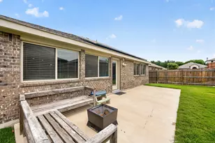 809 Cloverwood Dr, Fort Worth, TX 76036 - Photo 31