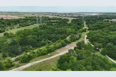 809 Cloverwood Drive, Fort Worth, TX 76036 - Photo 37