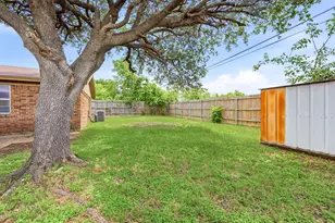 6512 Old Mill Cir, Watauga, TX 76148 - Photo 23