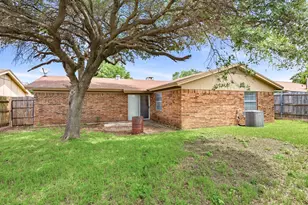 6512 Old Mill Cir, Watauga, TX 76148 - Photo 25