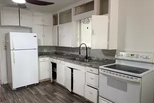 508 E Parks Ave, Waxahachie, TX 75165 - Photo 9