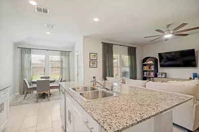 1336 Dillard Creek Drive, Fort Worth, TX 76247 - Photo 11