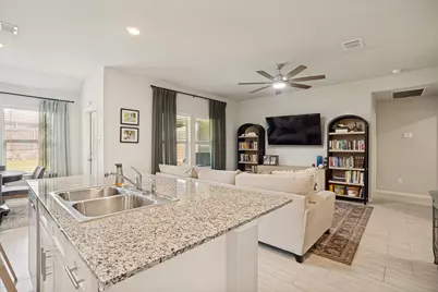1336 Dillard Creek Drive, Fort Worth, TX 76247 - Photo 9