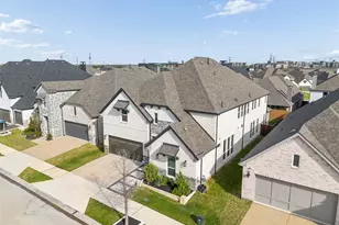 3613 Damsel Mackenzie St, Lewisville, TX 75056 - Photo 3