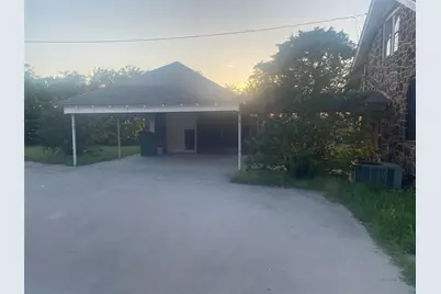 602 E Wise Street, Bowie, TX 76230 - Photo 15
