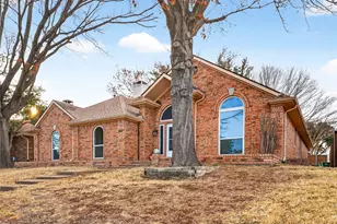 1316 Royal Palm Ln, Carrollton, TX 75007 - Photo 3