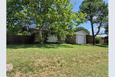 825 Springhill Drive, Burleson, TX 76028 - Photo 3
