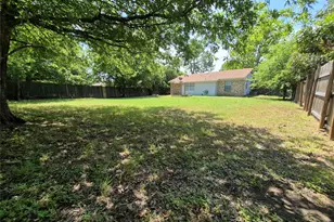 825 Springhill Dr, Burleson, TX 76028 - Photo 21