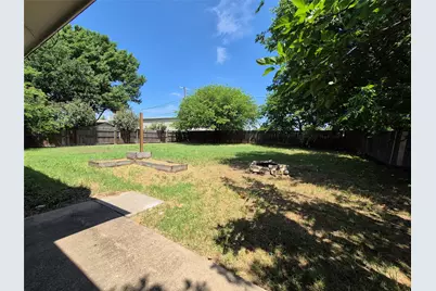 825 Springhill Drive, Burleson, TX 76028 - Photo 19