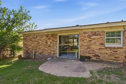 2308 Tanneyhill Lane, Fort Worth, TX 76112 - Photo 23