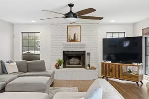 1936 Spinnaker Ln, Azle, TX 76020 - Photo 9