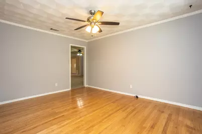 410 E Mona Avenue, Duncanville, TX 75137 - Photo 5