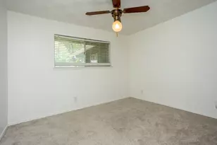 410 E Mona Ave, Duncanville, TX 75137 - Photo 17
