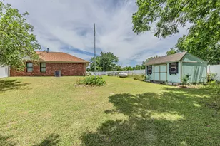 204 S Spring Branch Trail, Springtown, TX 76082 - Photo 37