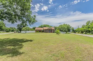 204 S Spring Branch Trail, Springtown, TX 76082 - Photo 5