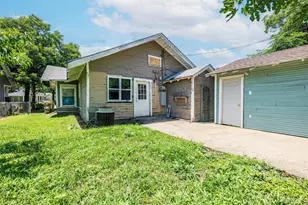 1323 S Lake St, Fort Worth, TX 76104 - Photo 3