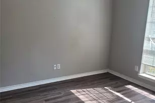 810 S Sherman St, Ennis, TX 75119 - Photo 17