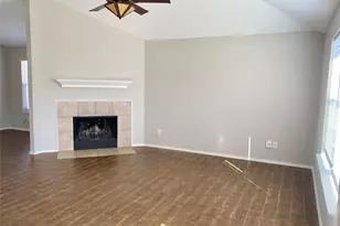 1006 Stockton Dr, Burleson, TX 76028 - Photo 9