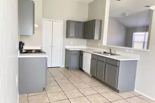1006 Stockton Dr, Burleson, TX 76028 - Photo 13