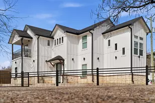 521 York St, Athens, TX 75751 - Photo 3