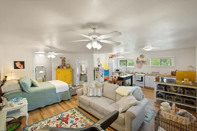 756 W 3rd Avenue, Corsicana, TX 75110 - Photo 35