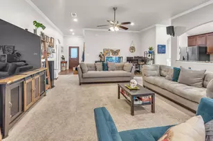 316 Valley Dr, Aubrey, TX 76227 - Photo 7