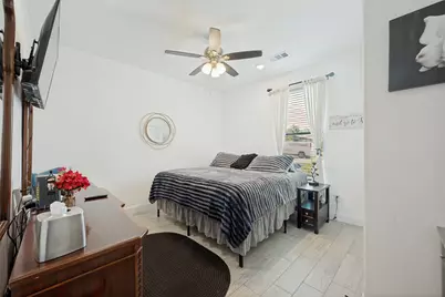 2404 Beverly Drive, Granbury, TX 76048 - Photo 13