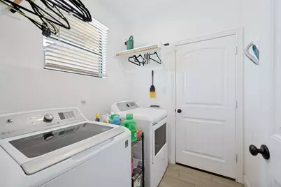 2404 Beverly Drive, Granbury, TX 76048 - Photo 19