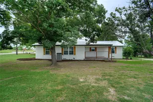 119 Olde Towne Rd, Paradise, TX 76073 - Photo 1