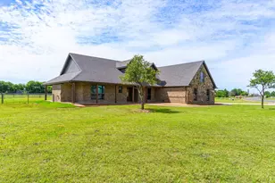 2641 Purple Sage Tr, Fort Worth, TX 76179 - Photo 3