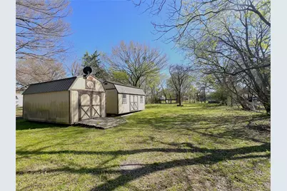 122 Robertson Street, Sulphur Springs, TX 75482 - Photo 27