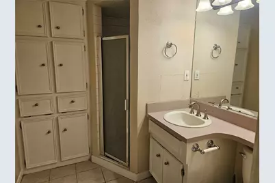 5400 Sayle Street, Greenville, TX 75402 - Photo 7