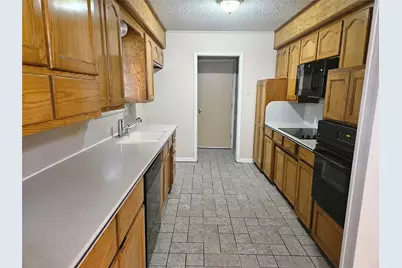 5400 Sayle Street, Greenville, TX 75402 - Photo 5