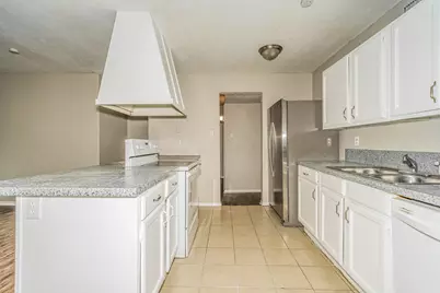 6403 Redwood Lane, Rowlett, TX 75089 - Photo 5