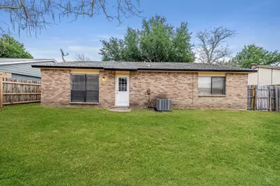 6403 Redwood Lane, Rowlett, TX 75089 - Photo 13