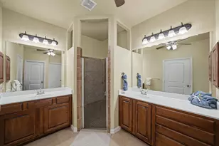 4541 Seventeen Lakes Ct, Fort Worth, TX 76262 - Photo 19