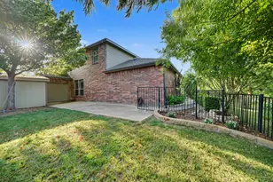 4541 Seventeen Lakes Ct, Fort Worth, TX 76262 - Photo 33