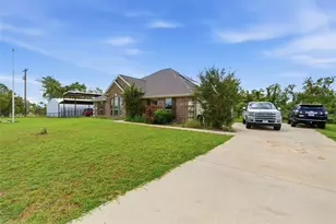 101 Hampton Ln, Springtown, TX 76082 - Photo 7