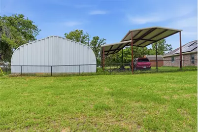 101 Hampton Lane, Springtown, TX 76082 - Photo 9