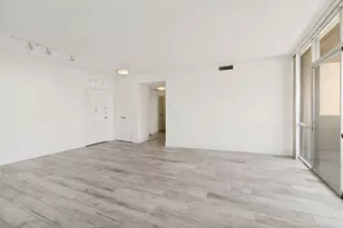 6211 W Northwest Hwy, Dallas, TX 75225 - Photo 11