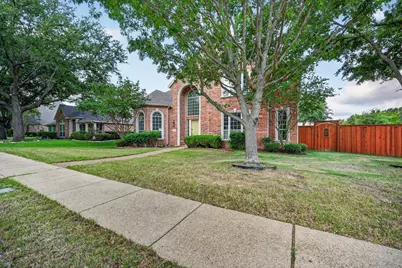 10901 Briar Brook Lane, Frisco, TX 75033 - Photo 3