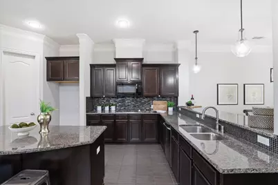 655 Rockingham Drive, Irving, TX 75063 - Photo 11