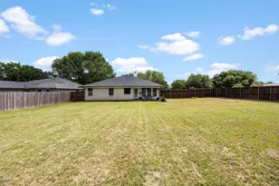 213 Jacob Ct, Glenn Heights, TX 75154 - Photo 27